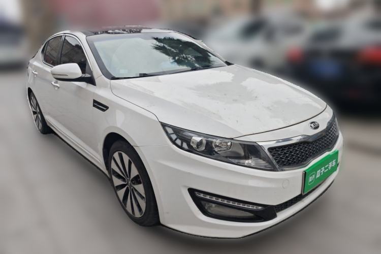Used Kia K5 2012 2.0L Automatic DLX Front Right 45 Deg