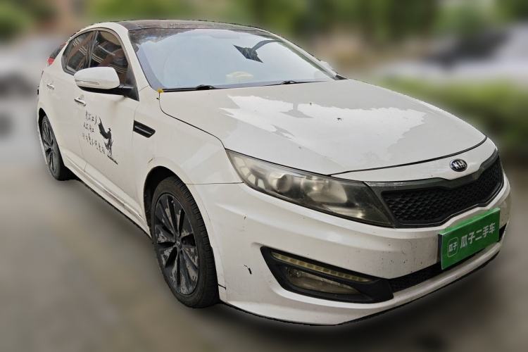 Used Kia K5 2012 2.0L Automatic DLX Front Right 45 Deg