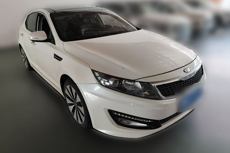 Used Kia K5 2012 2.0L Automatic GLS Front Right 45 Deg