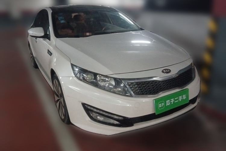 Used Kia K5 2012 2.0L Automatic DLX Front Right 45 Deg