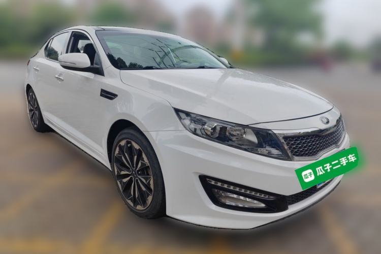 Used Kia K5 2012 2.0L Automatic DLX Front Right 45 Deg