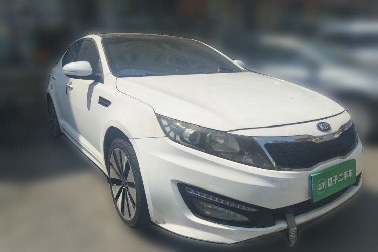 Used Kia K5 2012 2.0L Automatic DLX Front Right 45 Deg
