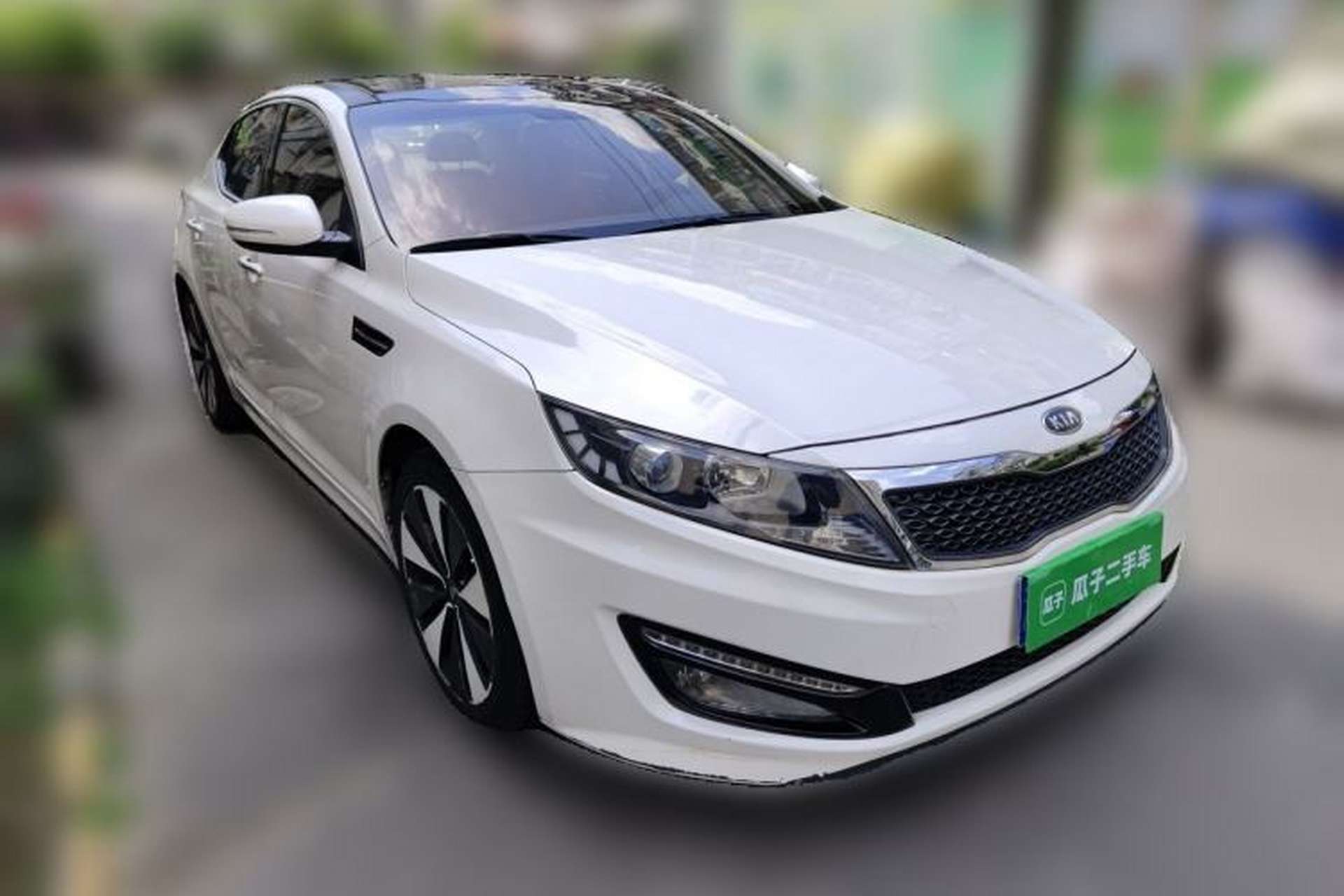 Used Kia K5 2012 2.0L Automatic DLX Front Right 45 Deg