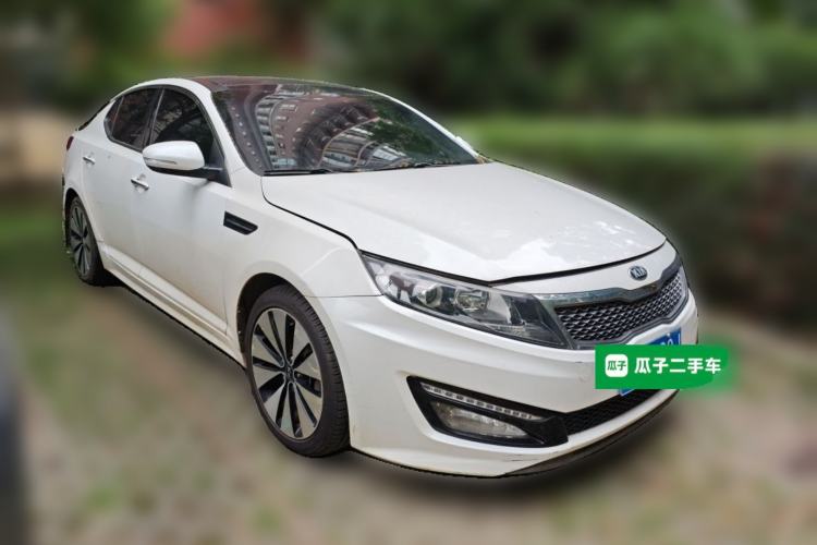 Used Kia K5 2012 2.0L Automatic DLX Front Right 45 Deg