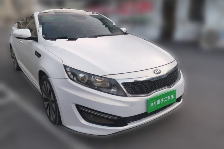 Used Kia K5 2012 2.0L Automatic DLX Front Right 45 Deg
