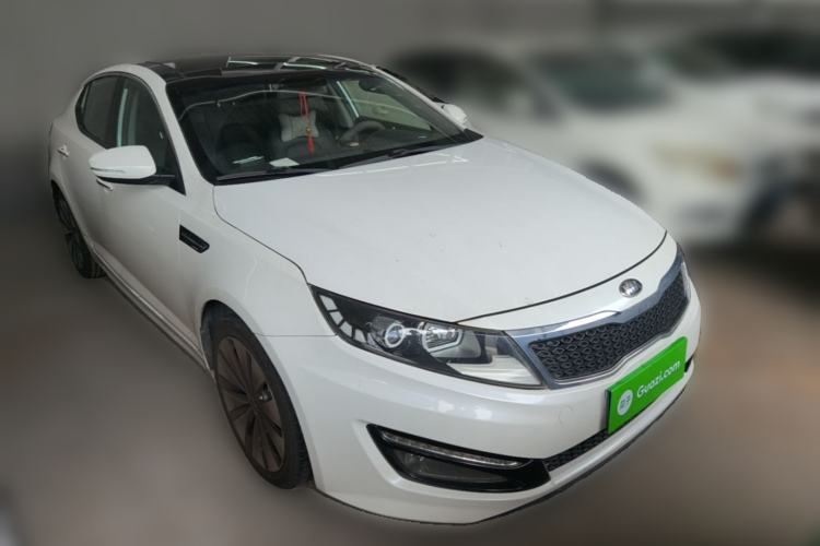 Used Kia K5 2012 2.0L Automatic DLX Front Right 45 Deg