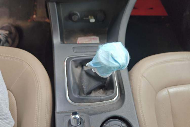 Used Kia K5 2012 2.0L Manual GL Gear Lever