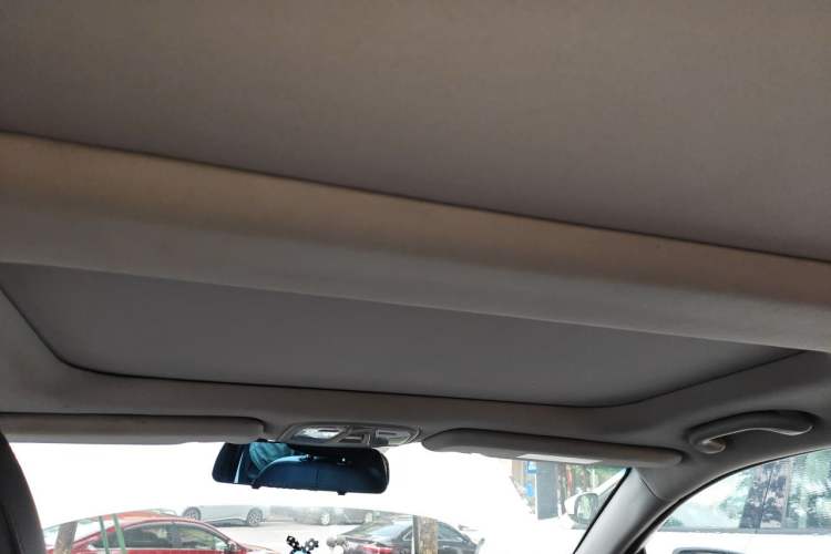 Used Kia K5 2012 2.0L Automatic DLX Headliner