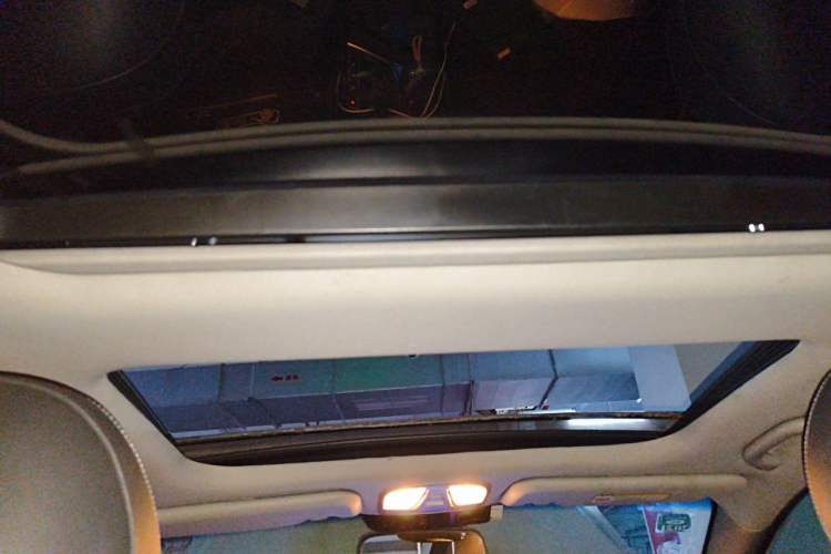 Used Kia K5 2012 2.0L Automatic DLX Headliner