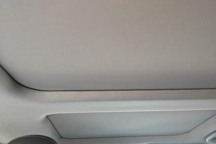 Used Kia K5 2012 2.0L Automatic DLX Headliner