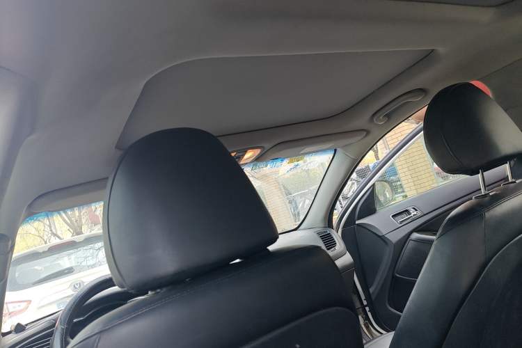 Used Kia K5 2012 2.0L Automatic DLX Headliner