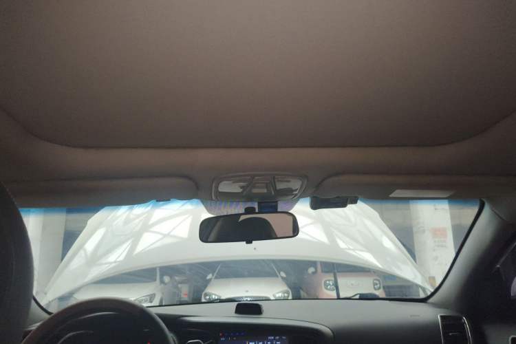 Used Kia K5 2012 2.0L Automatic DLX Headliner