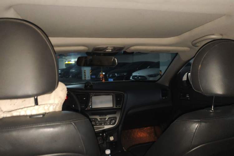 Used Kia K5 2012 2.0L Automatic DLX Headliner