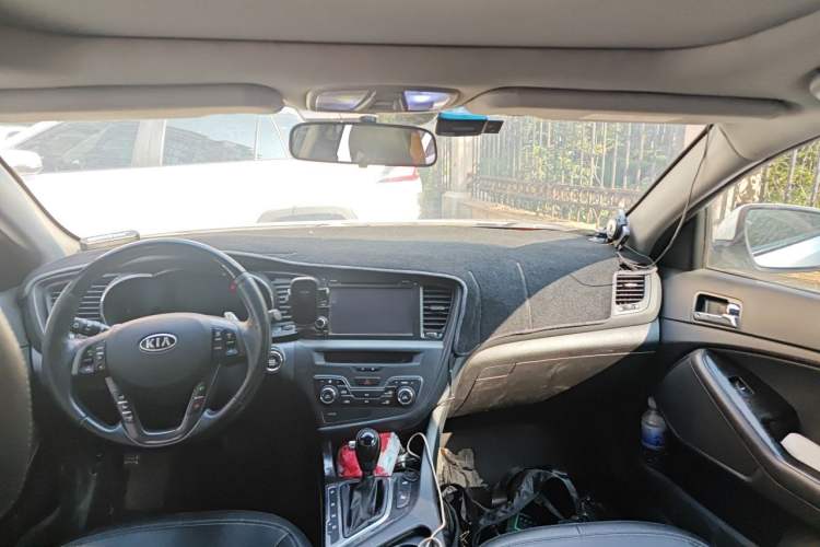 Used Kia K5 2012 2.0L Automatic DLX Headliner