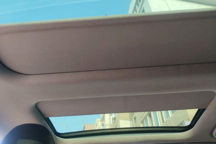Used Kia K5 2012 2.0L Automatic DLX Headliner