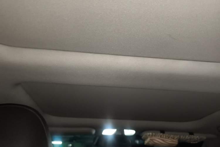 Used Kia K5 2012 2.0L Automatic DLX Headliner