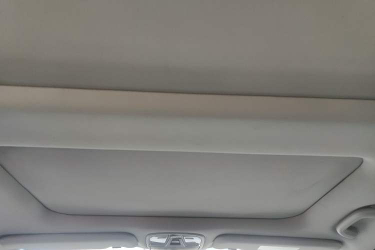 Used Kia K5 2012 2.0L Automatic DLX Headliner