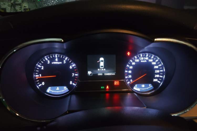 Used Kia K5 2012 2.0L Automatic DLX Instrument Cluster