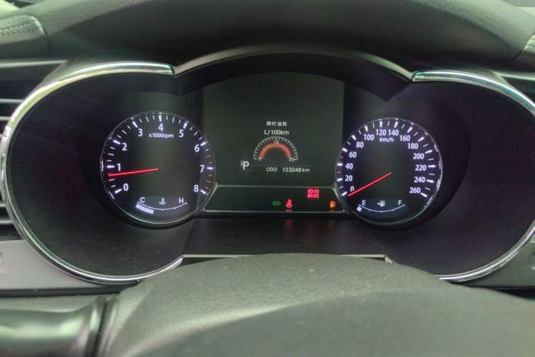 Used Kia K5 2012 2.0L Automatic DLX Instrument Cluster