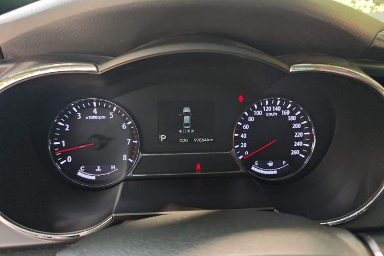 Used Kia K5 2012 2.0L Automatic DLX Instrument Cluster