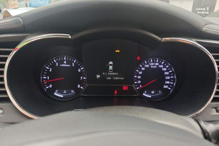 Used Kia K5 2012 2.0L Automatic DLX Instrument Cluster