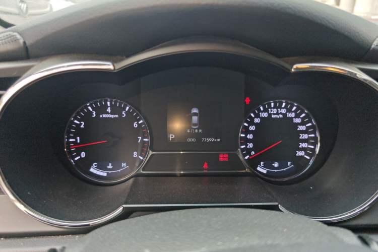 Used Kia K5 2012 2.0L Automatic DLX Instrument Cluster