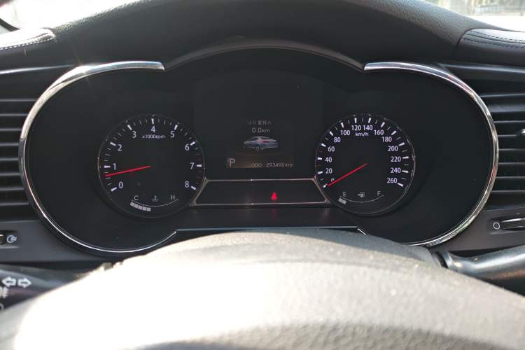 Used Kia K5 2012 2.0L Automatic DLX Instrument Cluster
