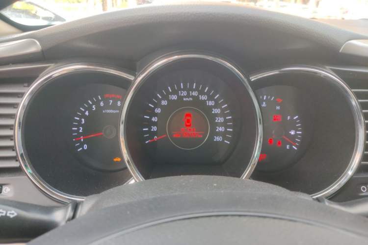 Used Kia K5 2012 2.0L Automatic GL Instrument Cluster
