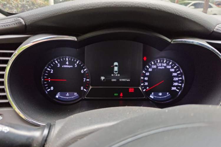 Used Kia K5 2012 2.0L Automatic DLX Instrument Cluster