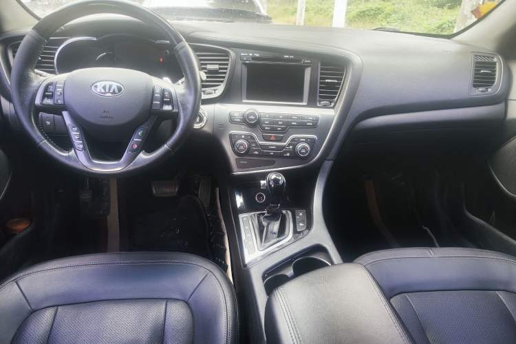 Used Kia K5 2012 2.4L Automatic Premium Interior 2