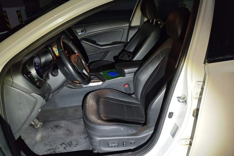 Used Kia K5 2012 2.0L Automatic DLX Left Front Seat