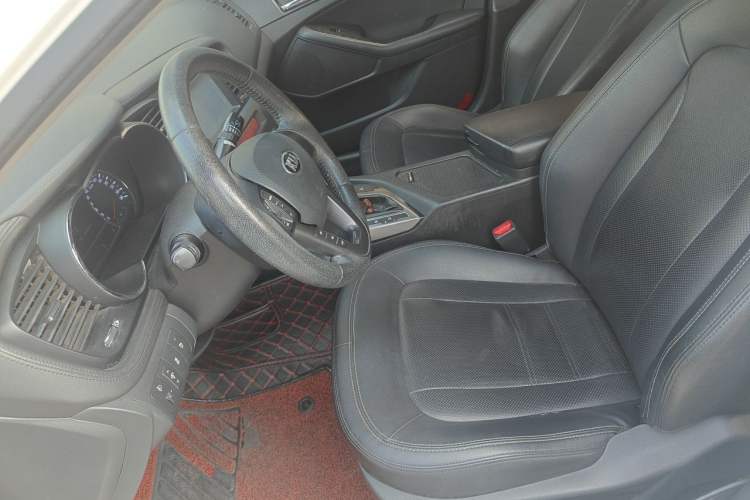Used Kia K5 2012 2.0L Automatic DLX Left Front Seat