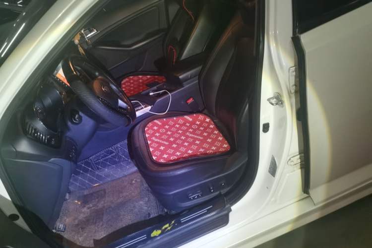 Used Kia K5 2012 2.0L Automatic DLX Left Front Seat