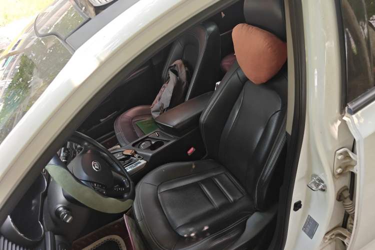Used Kia K5 2012 2.0L Automatic DLX Left Front Seat