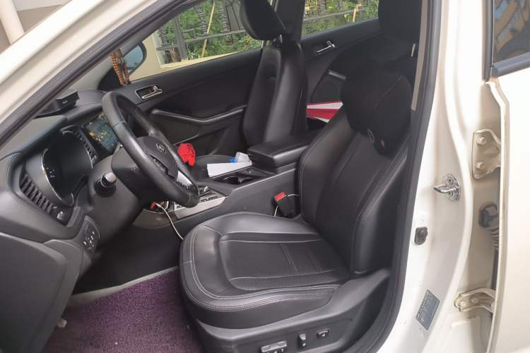 Used Kia K5 2012 2.0L Automatic DLX Special Edition Left Front Seat