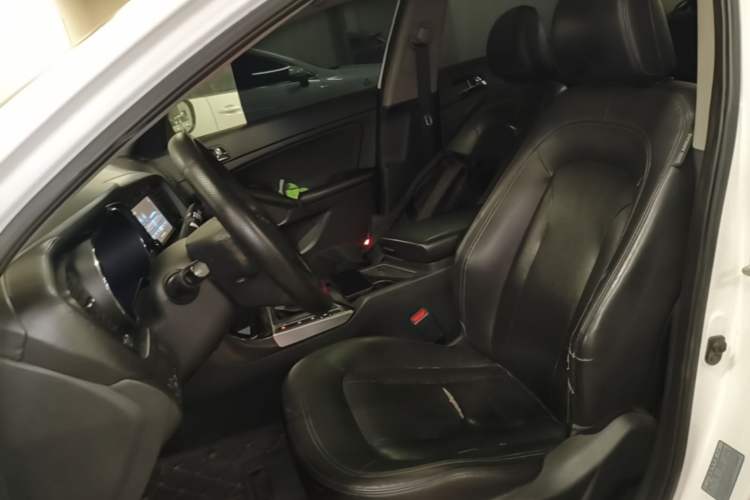 Used Kia K5 2012 2.0L Automatic DLX Left Front Seat