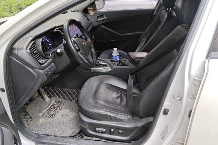 Used Kia K5 2012 2.0L Automatic DLX Left Front Seat