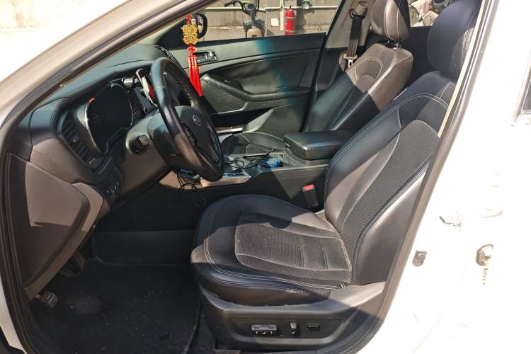 Used Kia K5 2012 2.0L Automatic DLX Left Front Seat