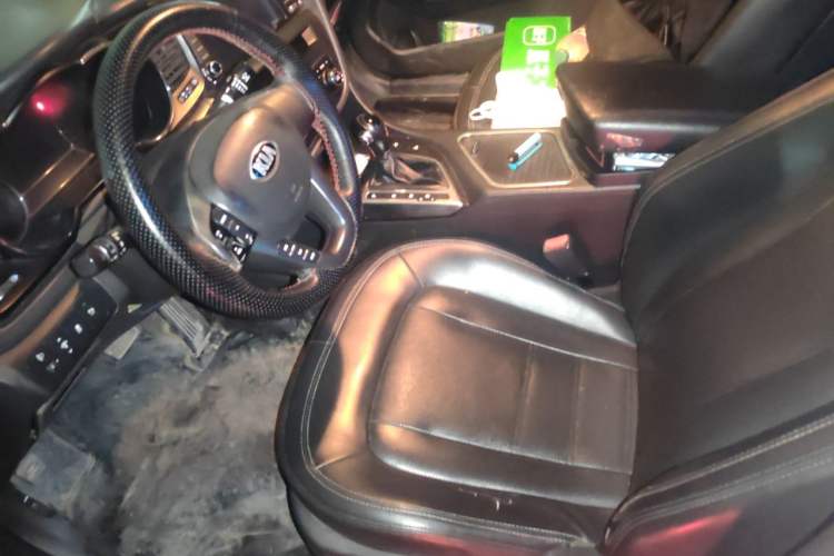 Used Kia K5 2012 2.0L Automatic DLX Left Front Seat