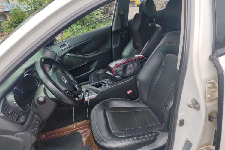 Used Kia K5 2012 2.0L Automatic DLX Left Front Seat