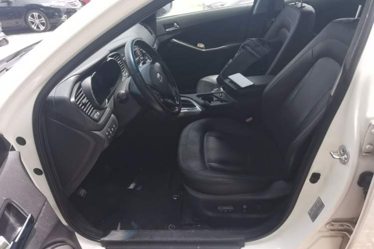 Used Kia K5 2012 2.0L Automatic DLX Left Front Seat