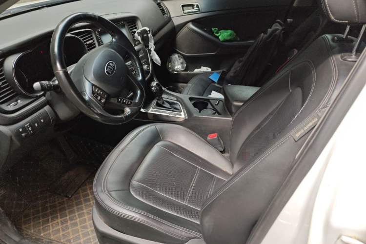 Used Kia K5 2012 2.0L Automatic DLX Left Front Seat