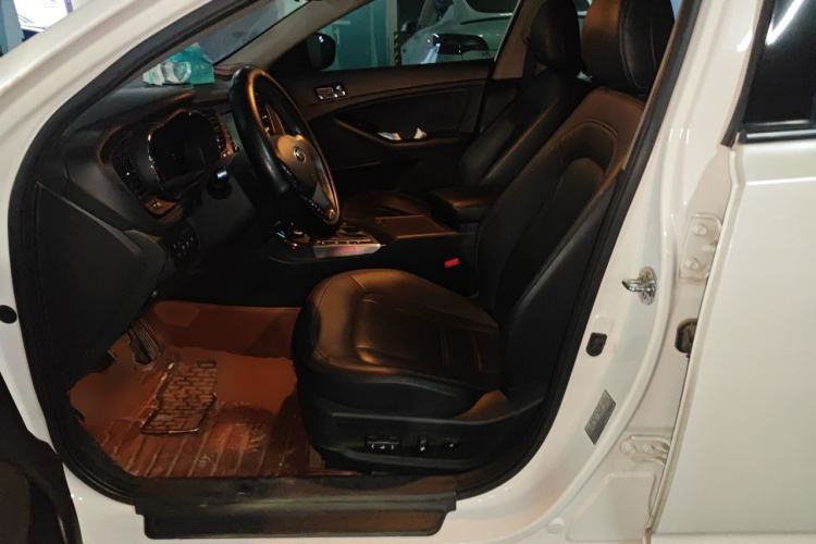 Used Kia K5 2012 2.0L Automatic DLX Left Front Seat