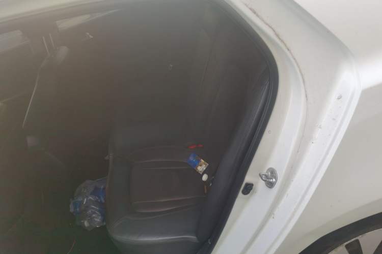 Used Kia K5 2012 2.0L Automatic DLX Left Rear Seat