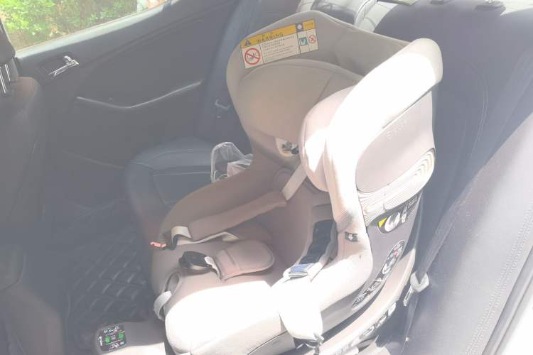 Used Kia K5 2012 2.0L Automatic DLX Left Rear Seat