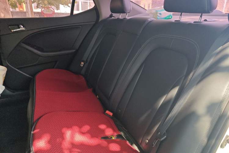 Used Kia K5 2012 2.0L Automatic DLX Left Rear Seat
