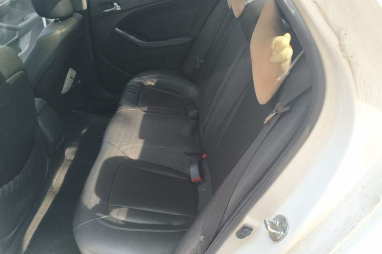Used Kia K5 2012 2.0L Automatic DLX Left Rear Seat