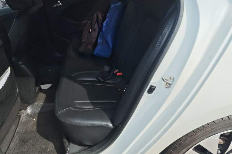 Used Kia K5 2012 2.0L Automatic DLX Left Rear Seat