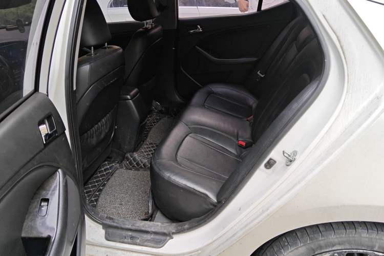 Used Kia K5 2012 2.0L Automatic DLX Left Rear Seat