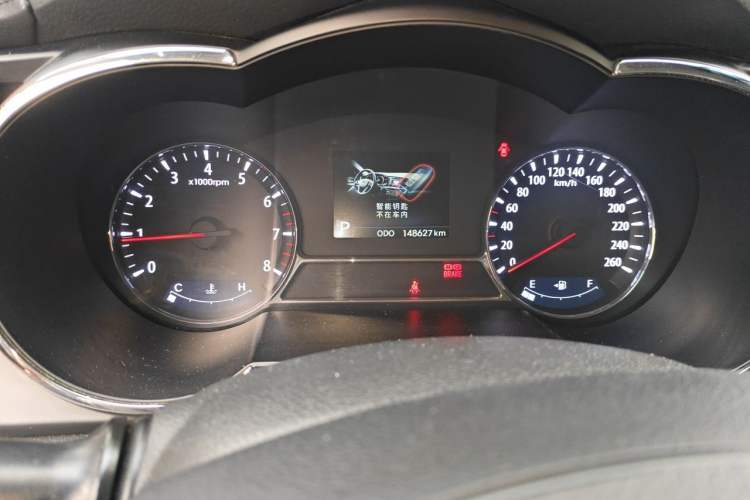 Used Kia K5 2012 2.0L Automatic DLX Odometer Close Up